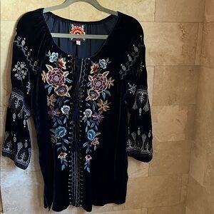 Johnny Was navy velvet top M